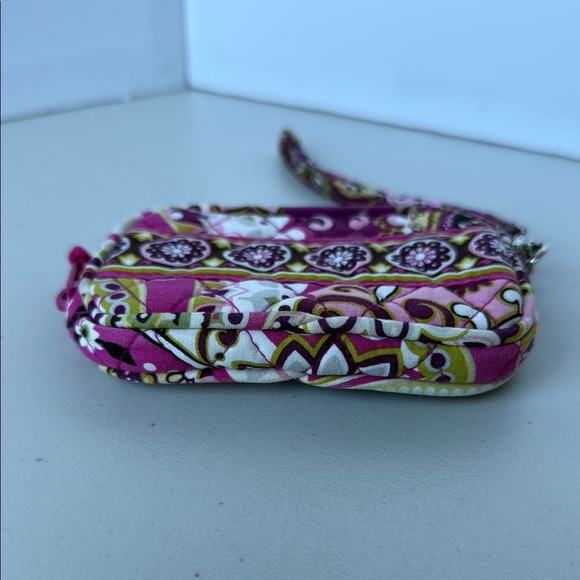 Vera Bradley Very Berry Paisley Tech Case Floral Coin Purse Wristlet - Picture 4 of 16